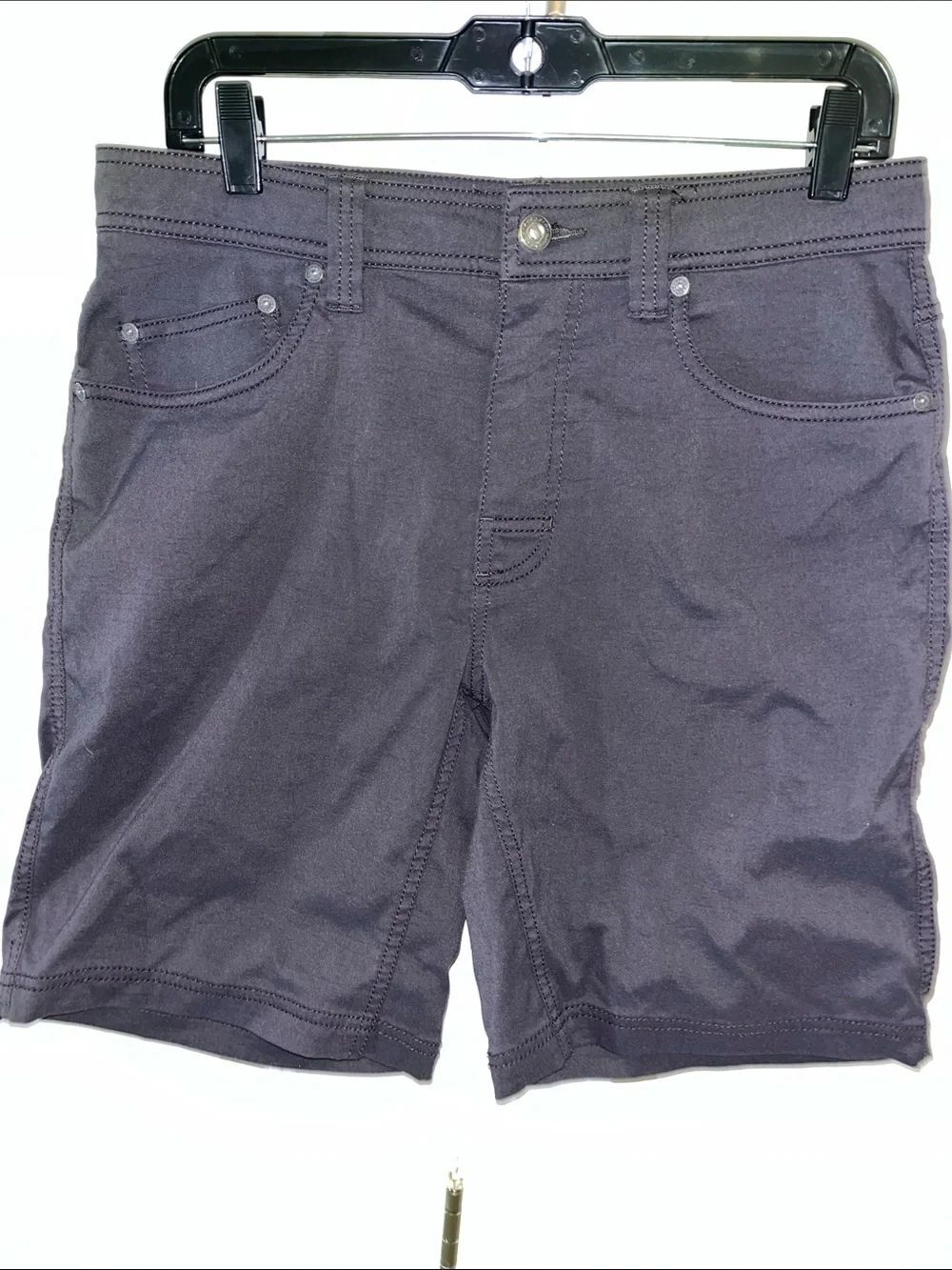PrAna men’s 9” inseam Gray Performance Hiking Yoga Trail Shorts 30-32 waist